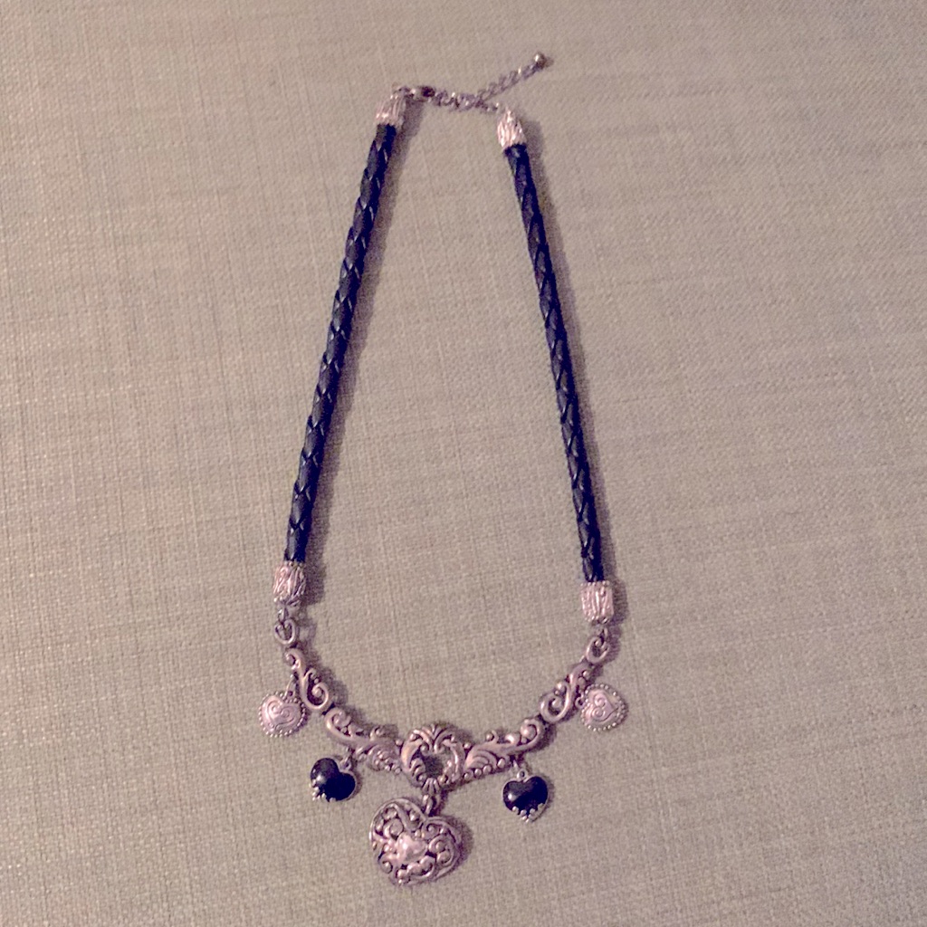 Black And Silver Tone Necklace Black And Silver Tone Necklace